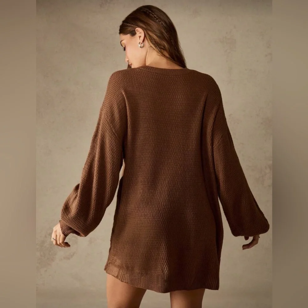 Missguided Oversized Ribbed Knit Brown Sweater Dress - Picture 2 of 4
